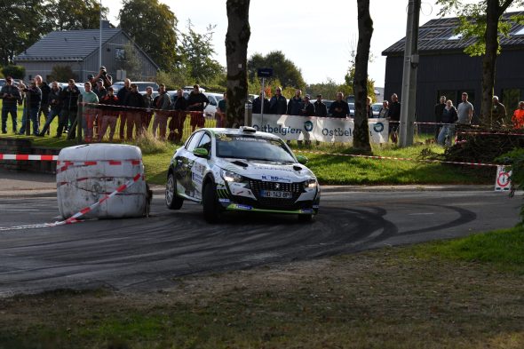 Der Peugeot 208 Rally4 von Sergio Plattes/Andreas Palm bei der East Belgian Rallye 2026