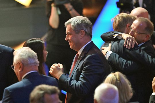Bayerns Ministerpräsident Markus Söder jubelt
