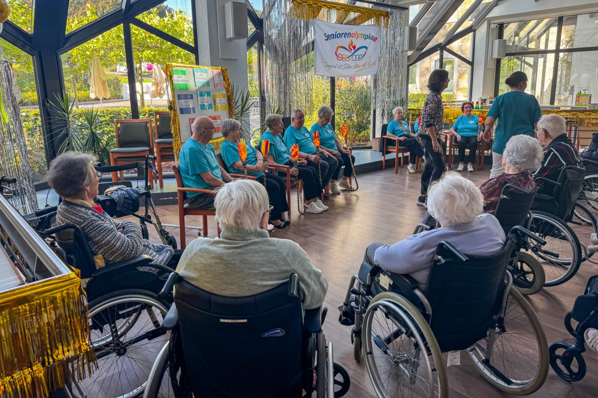 Teilnehmer der Seniorenolympiade im Marienheim