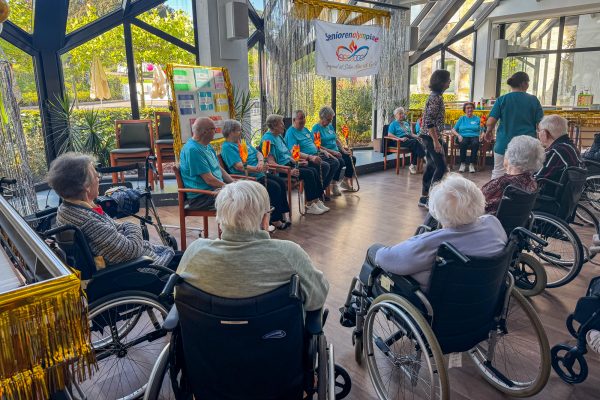 Teilnehmer der Seniorenolympiade im Marienheim
