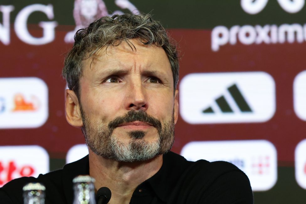 Mark van Bommel bei der Bekanntgabe des Kaders