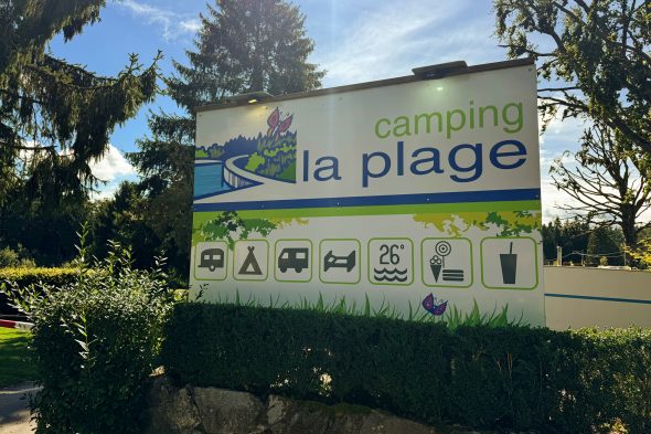 Campingplatz "La Plage" am See von Robertville