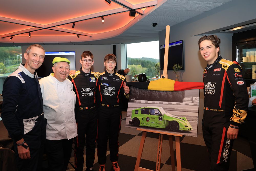 Die Mannschaft "Golden Horse II" mit Namensgeber Luc Marchant, dem Chef des Restaurants "Golden Horse" in Voeren: Clément Nopere, Maxime Philippin, Jordan Genten und Aymeric von Sachsen-Coburg