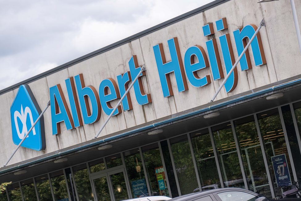 Supermarktgebäude mit Schriftzug "Albert Heijn"