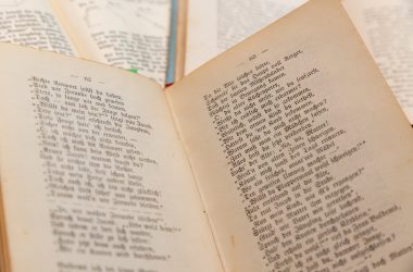 Buch des Raerener Künstlers und Schriftstellers Hubert Schiffer