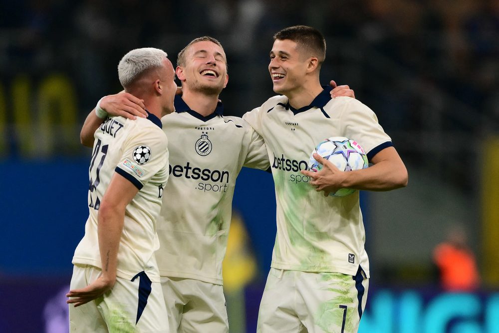 Nicolo Tresoldi, Romeo Vermant und Hugo Siquet jubeln nach Abpfiff