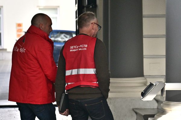 Gewerkschaftsvertreter auf dem Weg zu Premier De Wever