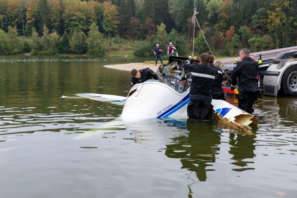 Flugzeugbergung aus Bütgenbacher See