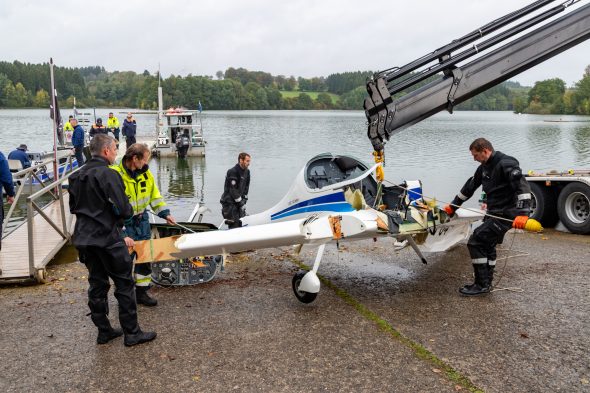 Flugzeugbergung aus Bütgenbacher See