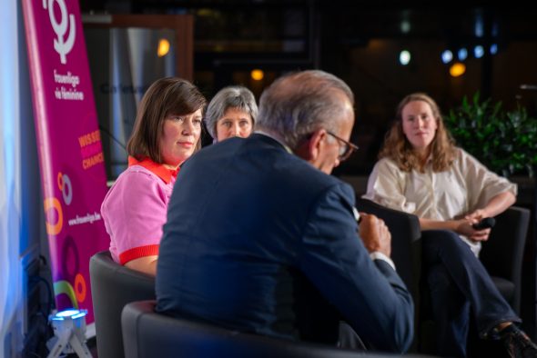 Teilnehmer der Podiumsdiskussion zum Thema Wechseljahre im BRF-Funkhaus