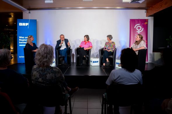Teilnehmer der Podiumsdiskussion zum Thema Wechseljahre im BRF-Funkhaus