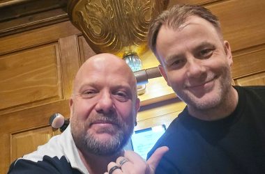 Stephan Laschet und Bernd Rohleder vor einer Orgel