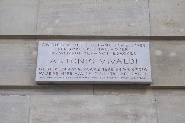 Gedenkplakette für Antonio Vivaldi an seinem Bestattungsort in Wien